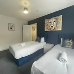 Flash Sale Central Hove 5 Bedroom Flat Bn332Awes