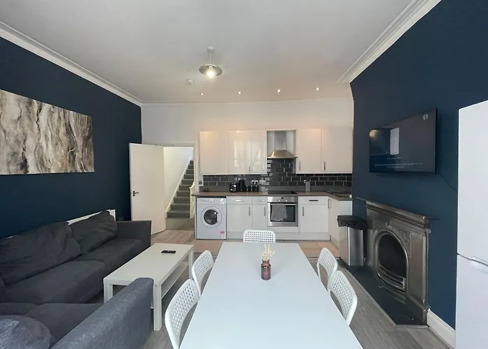 Flash Sale Central Hove 5 Bedroom Flat Bn332Awes
